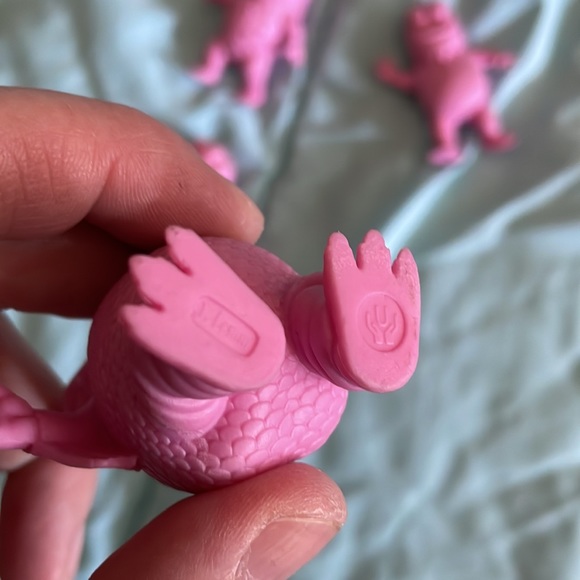 Jeff Lamm Mini PINK Greasebat Gummi Playset Figures - Picture 3 of 4